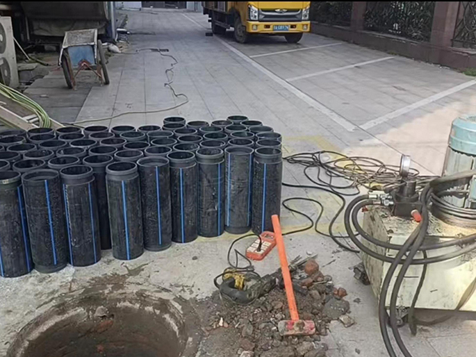 饶阳PE置换管厂家 DN315置换管 非开挖管短管置换